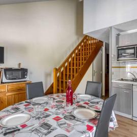 Duplex cosy 6 pers, 2 ch, balcon, parking, près des pistes à Barèges
