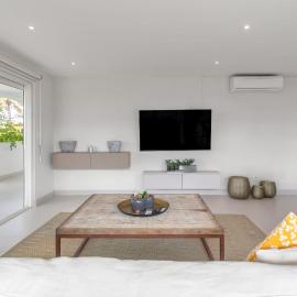 Maho Beach Modern 1BR, Ocean Level
