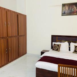 Zora Park Luxury Rooms, hótel í Visakhapatnam