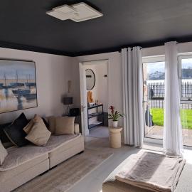 SeaView Apartment Suite, hotelli kohteessa Cobh