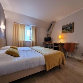 Hotel Fouillade, Hotel in Argentat