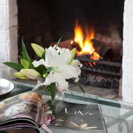 Berrima Cottage, walk to village, open fire, hotel Berrimában