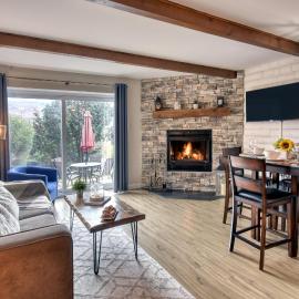 Elegant Apartment - View Tremblant Versant South
