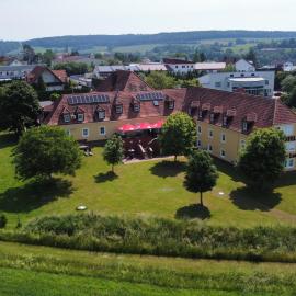 Ferienwohnung Rhöner Land, hotel in Oberthulba