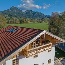 MY STAY- Erholung zwischen See und Bergen, neu erbaute Apartments im modernen Landhausstil mit Bergblick, familienfreundlich, hotell i Fischbachau