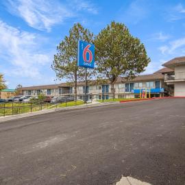 Motel 6-Elko, NV, hotel v destinácii Elko
