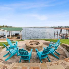 Lakefront retreat, hot tub, pets, hotel en Mabank