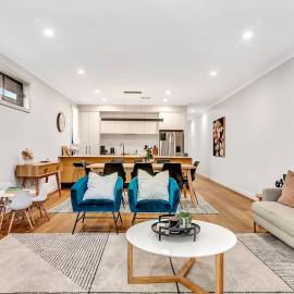 'Brightly Brompton' A Family Delight by the Park
