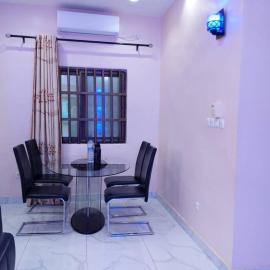 Porto-Novo Charme Townhouse - With Hot water - Avec Eau Chaude