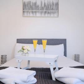 Orange Apartments Belgrave Mansions City Views, Secure Parking, Balcony