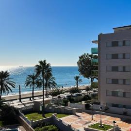 Lindo al Mar con Piscina/Tenis, ξενοδοχείο σε Benicàssim