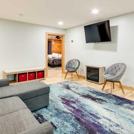 Tranquil Creekside Hideout: Families Welcome!、Pinevilleのホテル