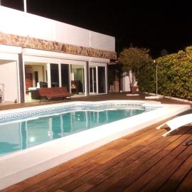 Estupendo Chalet en Candelaria con Piscina, hotel in Candelaria