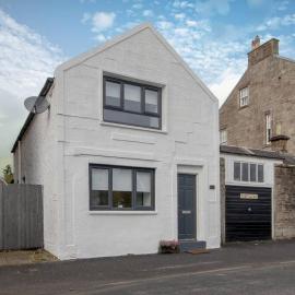 Henry Bell - Cosy 2-bedroom cottage, Hotel in Helensburgh