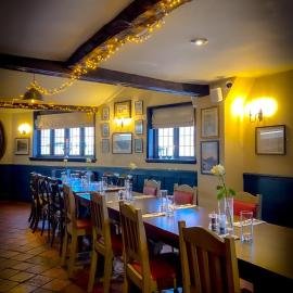 The Crown Inn at Benson، فندق في والينغفورد