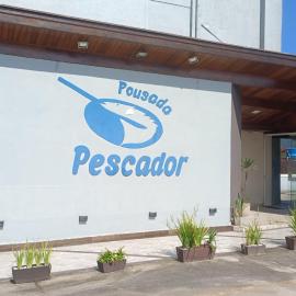 Pousada Pescador, hotel u gradu Ubatuba