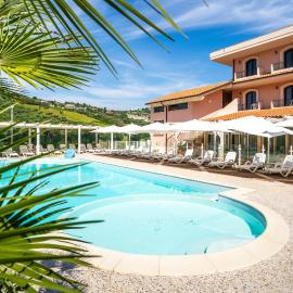 Hotel Villa Elena, hotel v mestu Tortoreto Lido