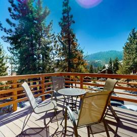 Hilltop Lodge, hotel em Stateline
