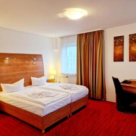 Hotel Kaiser, готель у Берліні