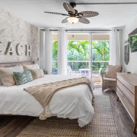 Maui Banyan King Studio + Ocean View