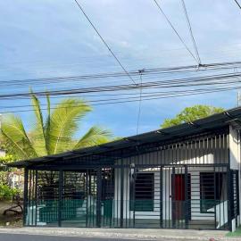 Casa Chazu in Quepos downtown