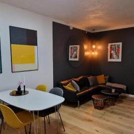 Modern, fully equipped flat