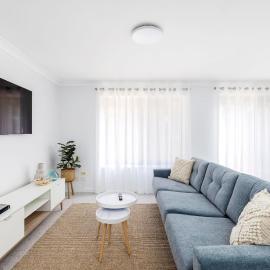 Port Stephens Spacious Townhouse, hotel in Salamander Bay