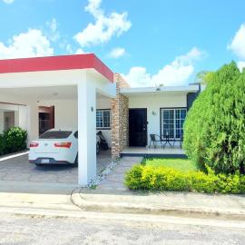 Pine Tree Entire House 2B Gated Com