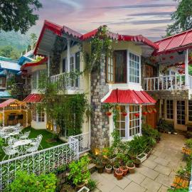 StayVista at Westwood Villa - 3 BR House with Music System in Nainital