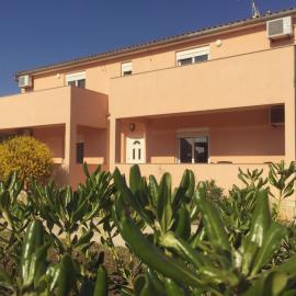 Sunny Rock Volme Apartments, hotel a Banjole