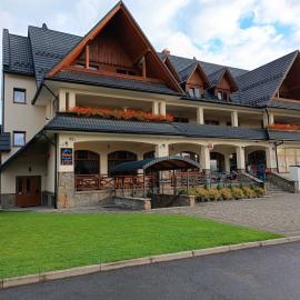 Miętusia Przystań - Wynajem Pokoi, hotel in Ciche