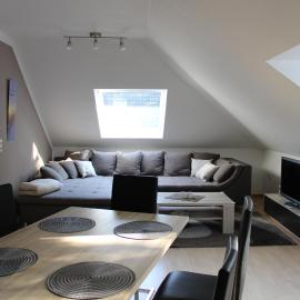 Ferienwohnung unter den Eichen, hotel en Schwanewede