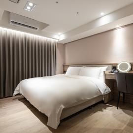 Spring Rhapsody Hotel