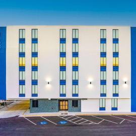 Hotel Westport Kansas City, Tapestry Collection by Hilton
