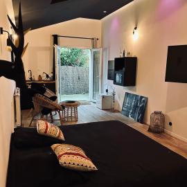 Apt 35 m2 Baignoire Balnéo terrasse privée