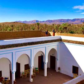 Riad bounaylat, hotel di Toug er Rih