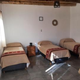 DORMITORIOS RURALES Rosa Oliva โรงแรมในAlbardón