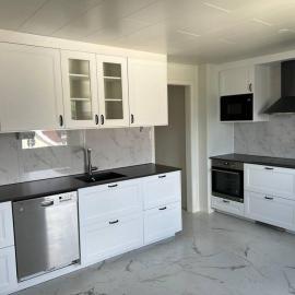 Rymlig 100 m2 lägenhet i centrala Borås-Salängen