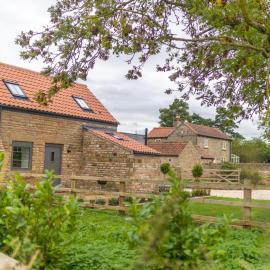 Stable Cottage - Dog friendly romantic country bolthole