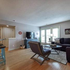 Amazing Locale 2KingBR 1BTH, hotel in Kansas City