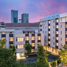 Atour Light Hotel Kunming Dianchi Road South Asia Style First City
