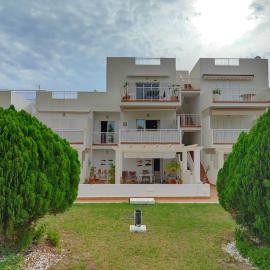 Spacious and luxurious apartment, hotel u gradu Mohakar