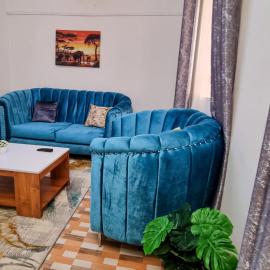 Spacious 1 bedroom with Parking Nakuru، فندق في ناكورو