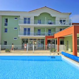 Résidence Goélia La Grande Plage, hotel in Saint-Gilles-Croix-de-Vie
