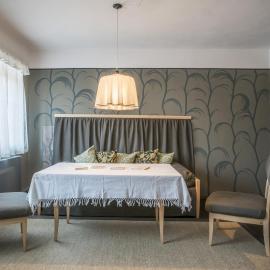 Pößnecker Werkstätten -Tessenow Wohnung, hotel v destinácii Pößneck