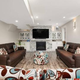 Walk-out Basement Apartment with Private Entrance