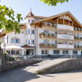 Cristallo B&B, готель у місті Кастельротто