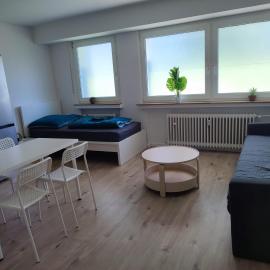 Moderne Ferienwohnung Messe Monteurwohnung Business Appartement Ratingen 4-5 P, Flughafen Düsseldorf, hotell i Ratingen