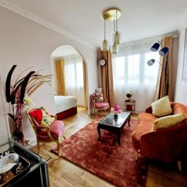 location chambre chez l'habitant, hotel in Épinay-sur-Seine