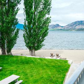 Poplars Motel on the lake, hotel Osoyoosban